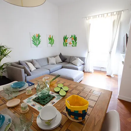 Sterlizia House *